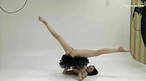 Vídeo HD de alongamento acrobático de Galina Markovas