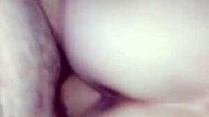 젊고 Horny한 커플들의 집에서 만든 포르노 비디오